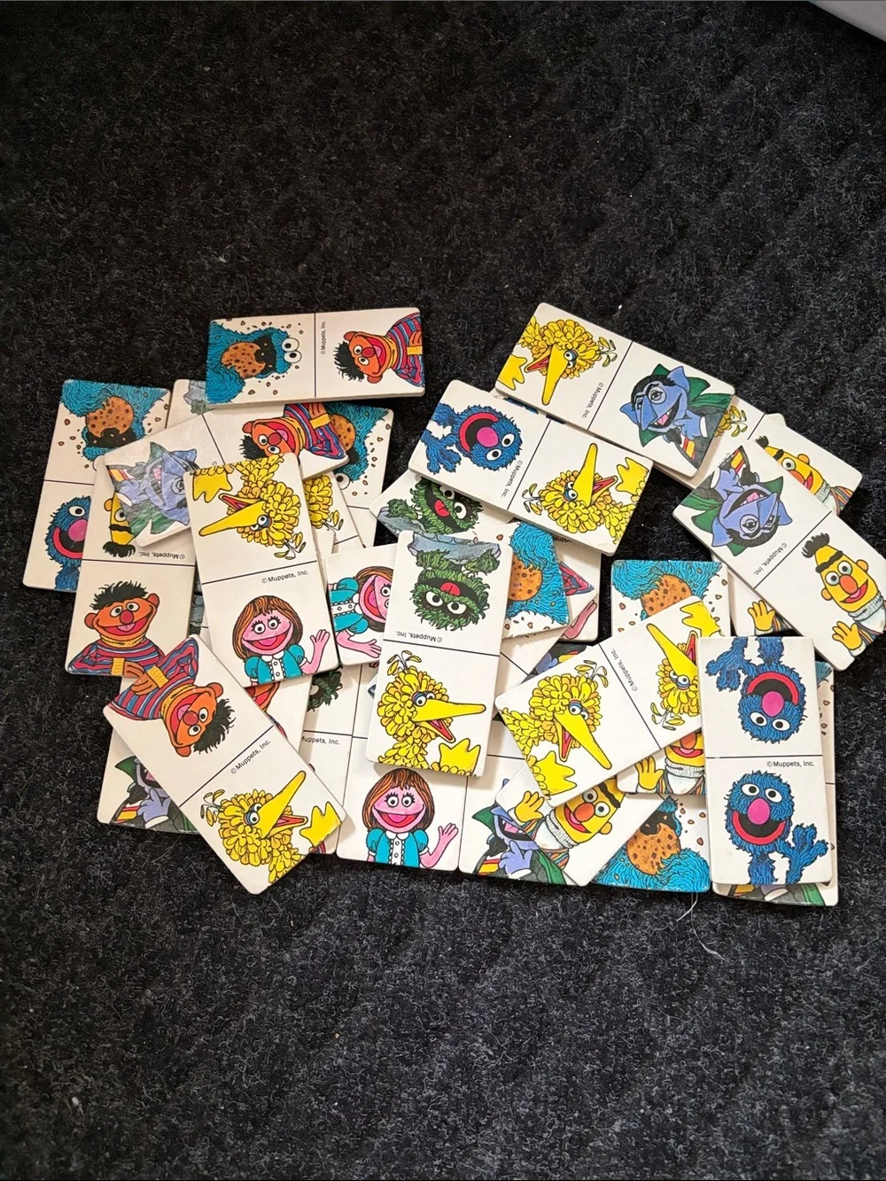 Vintage Sesame Street Dominoes Game 1980 - 30 Cardboard Dominoes Complete Set
